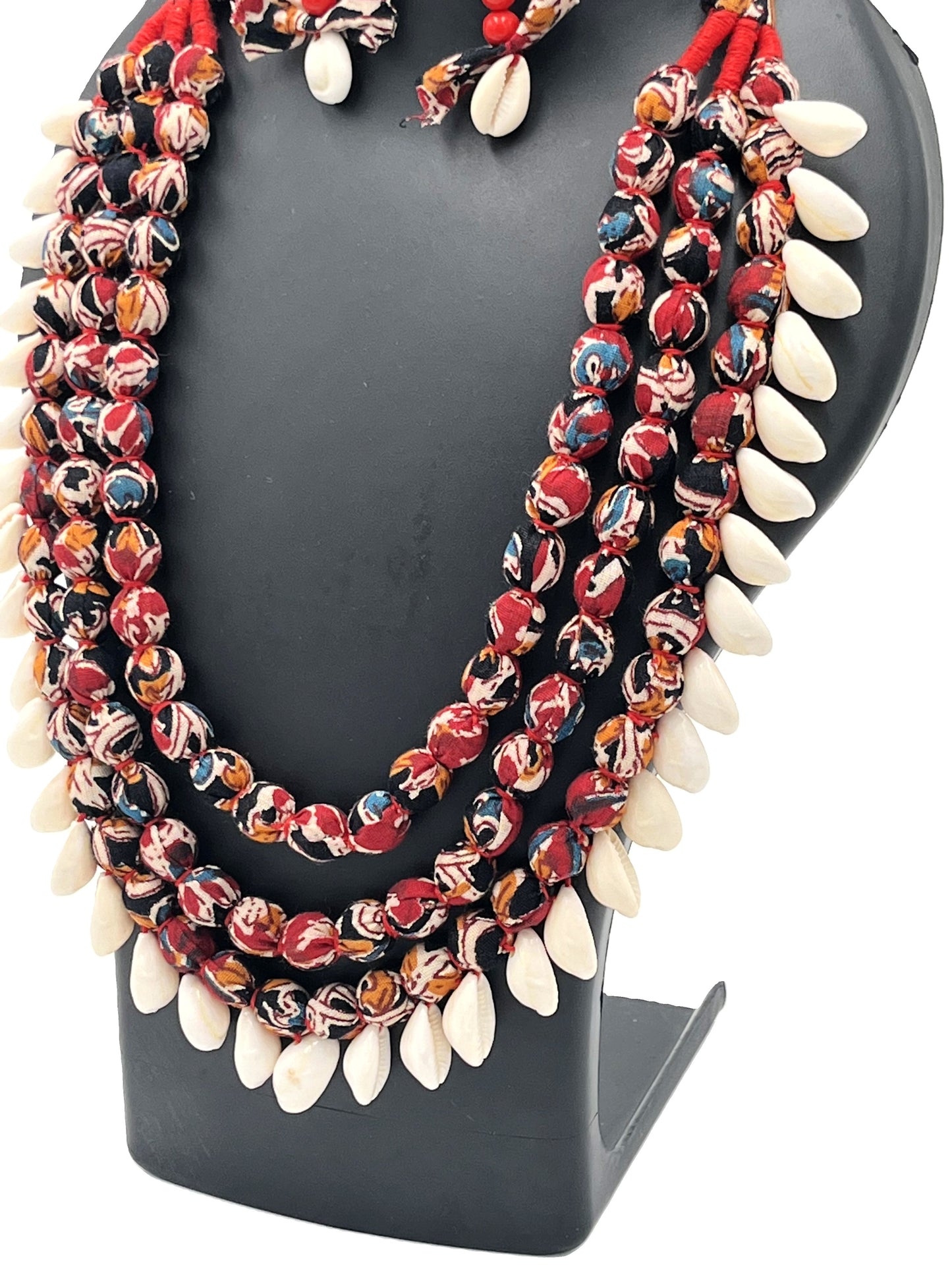 The Chakmak Coastal Melody – Maroon Multicolor Fabric Bead & Shell Necklace Set
