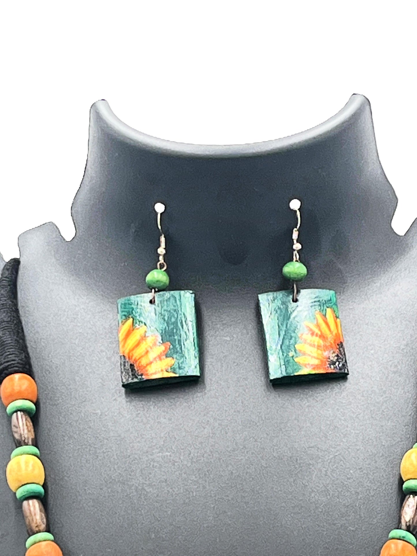 Lightweight boho-style sunflower bamboo earrings – The Chakmak Jewelry