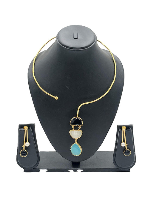 The Chakmak TrioGlow – Open Collar Necklace Set with Stones & Dangler Earrings