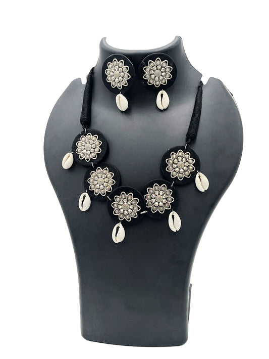 The Chakmak Tribal Bloom Black Thread Necklace Set with Floral Pendant