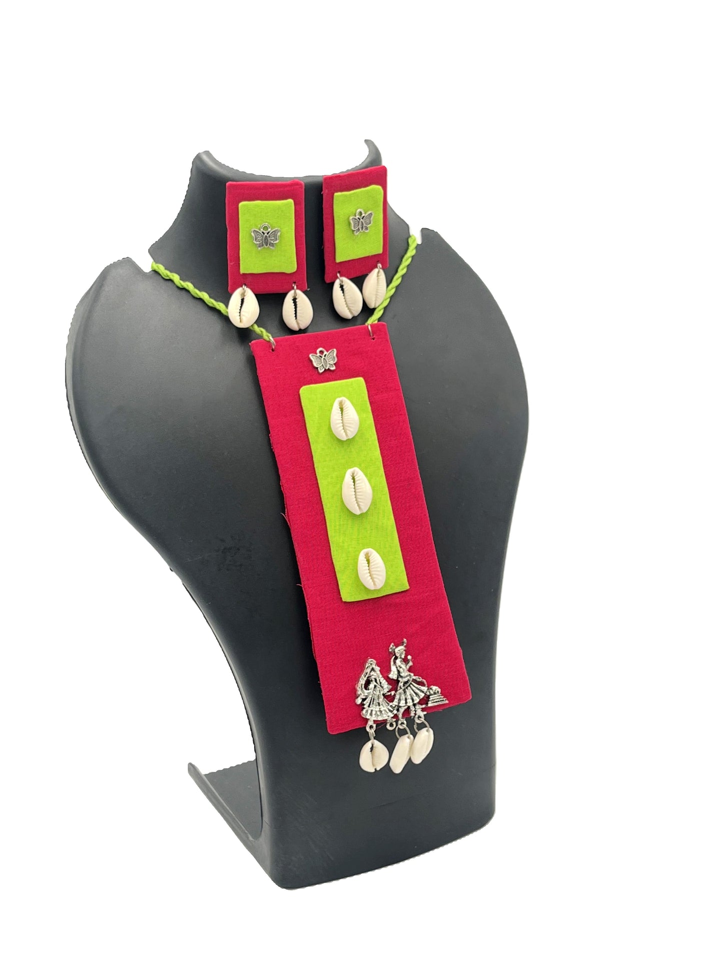 Festive Handmade Navratri Necklace for Women – The Chakmak Tribal Dandiya