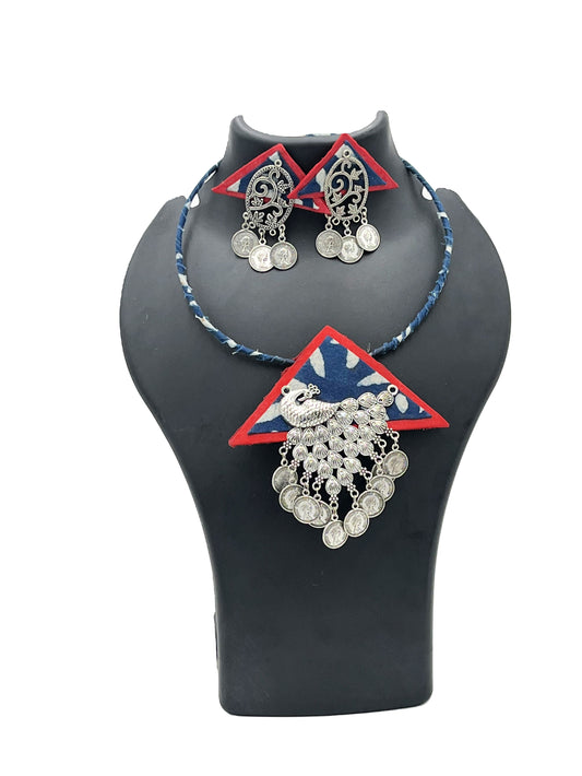 Handcrafted Indigo Hasali Necklace Set with Peacock Pendant – The Chakmak