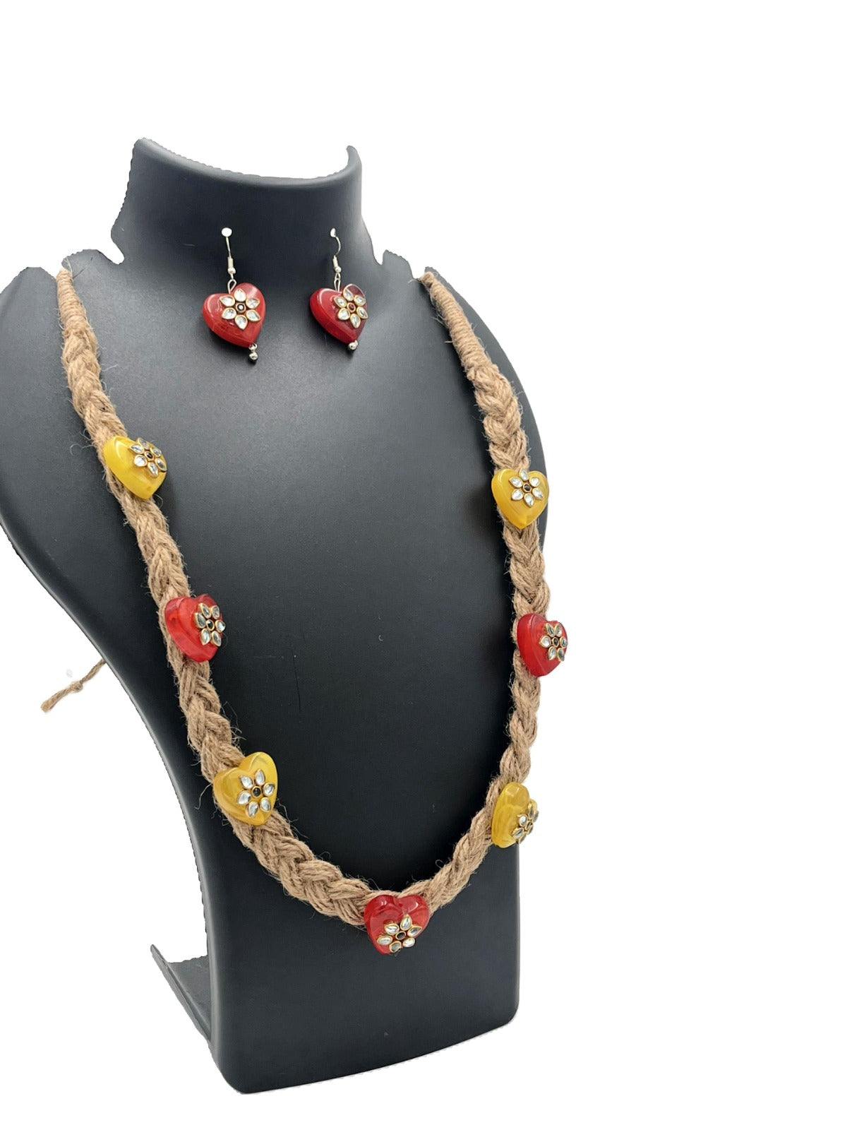 Suitable for festive, casual & Indo-Western occasions