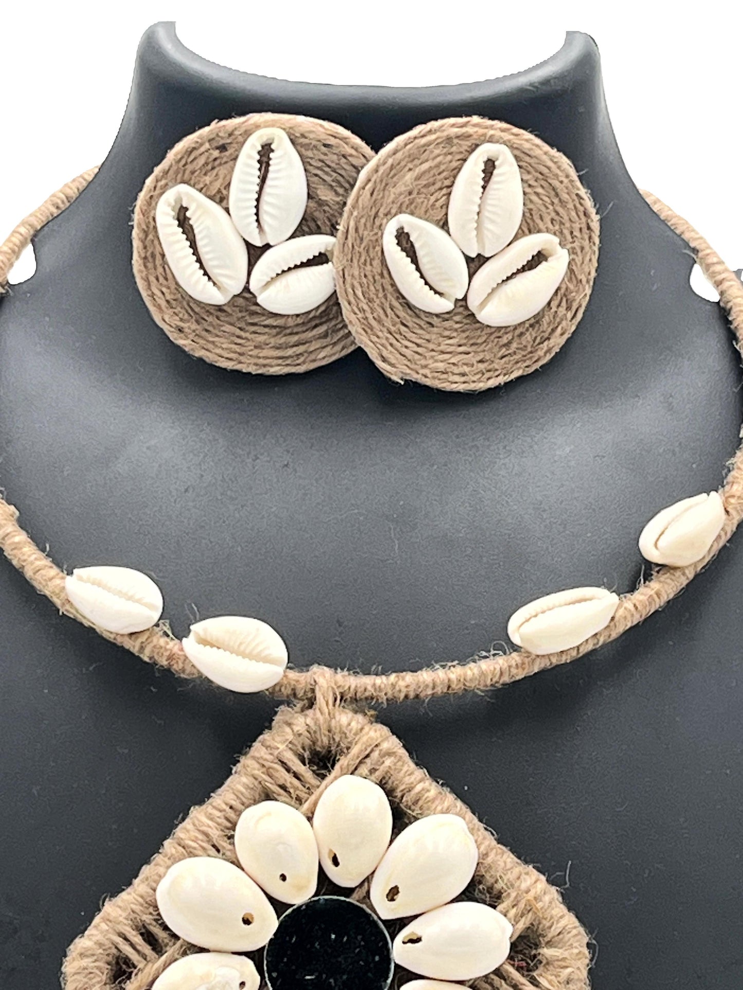 Handmade cowrie shell earrings from Shankh Tara Set – The Chakmak
