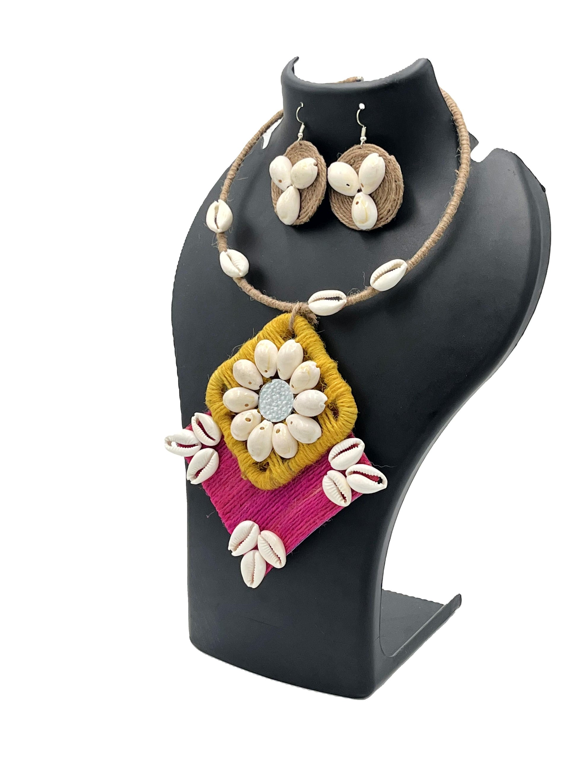 Sustainable handmade boho-chic necklace set with cowrie shells