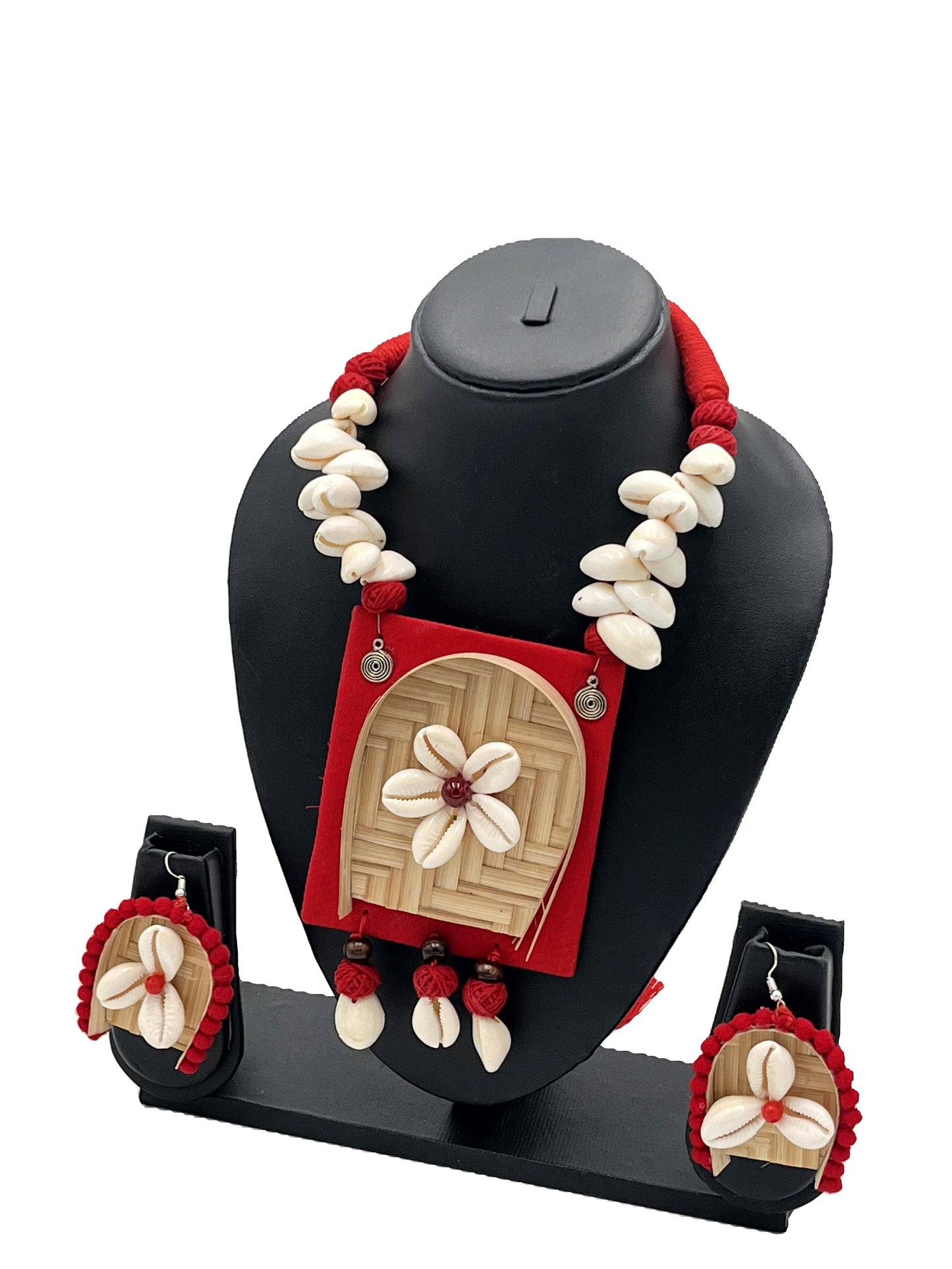 Bamboo Jewelry set with necklace and earrings By The Chakmak.