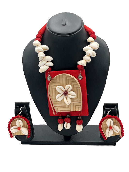 Handcrafted Bamboo Necklace Set with Kodi Shell Floral Design – The Chakmak Shell Blossom
